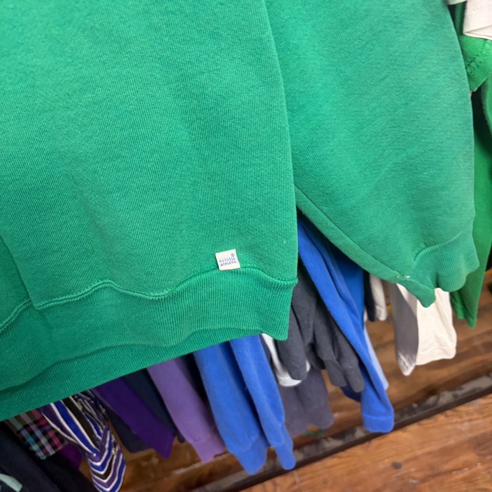 Vintage Russell Athletic Green Sweatshirt Made in USA Blank Crewneck Medium - Picture 2 of 6